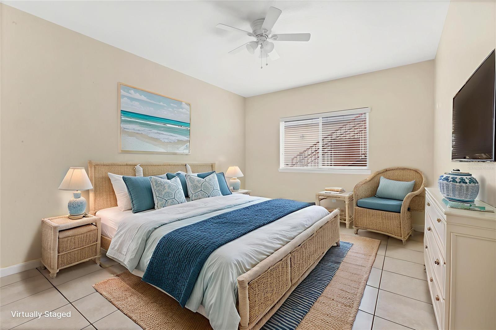 Image 6 of 27 For 3921 Mediterranea Circle 212