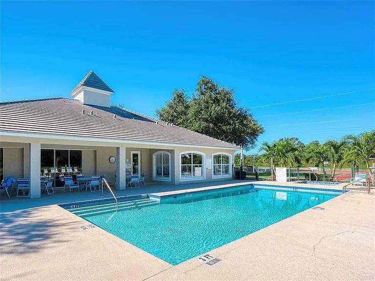 Image 29 of 35 For 144 Grand Oak Circle