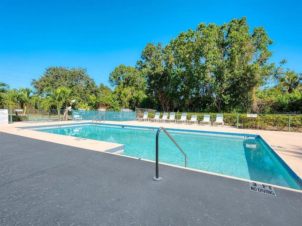 Image 30 of 35 For 144 Grand Oak Circle