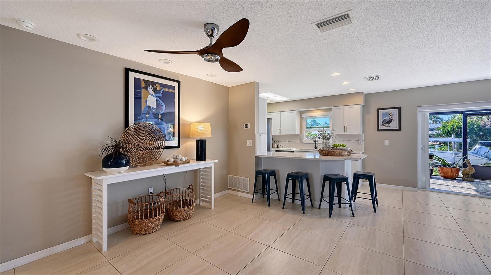 Image 20 of 54 For 119 Villa Drive