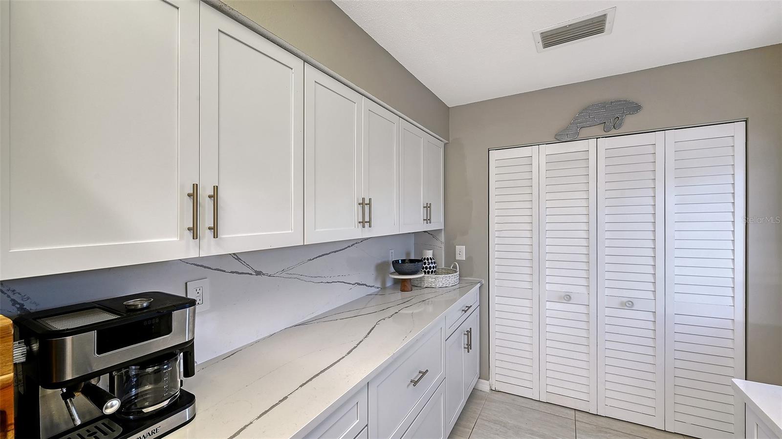 Image 23 of 54 For 119 Villa Drive