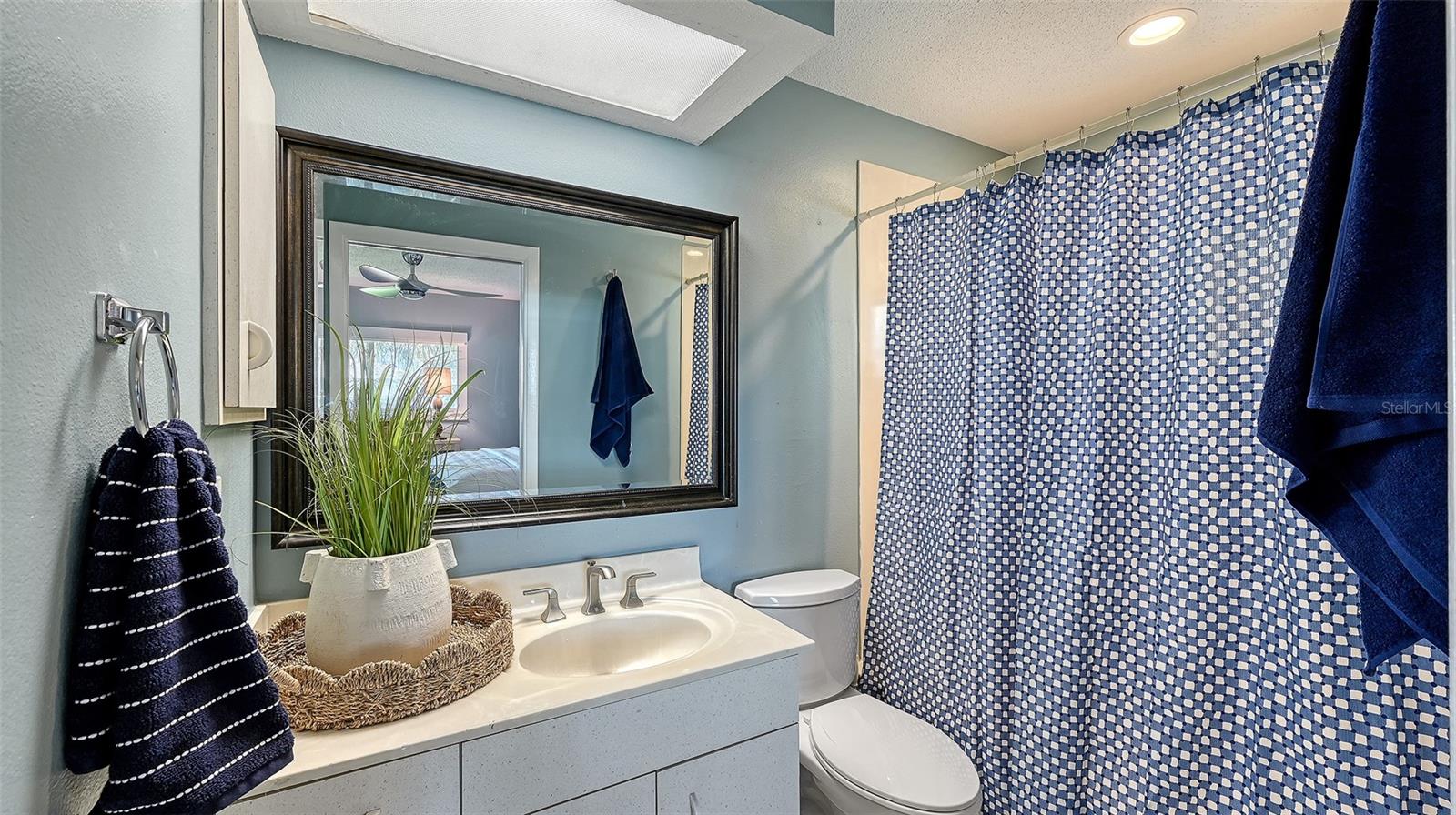 Image 27 of 54 For 119 Villa Drive