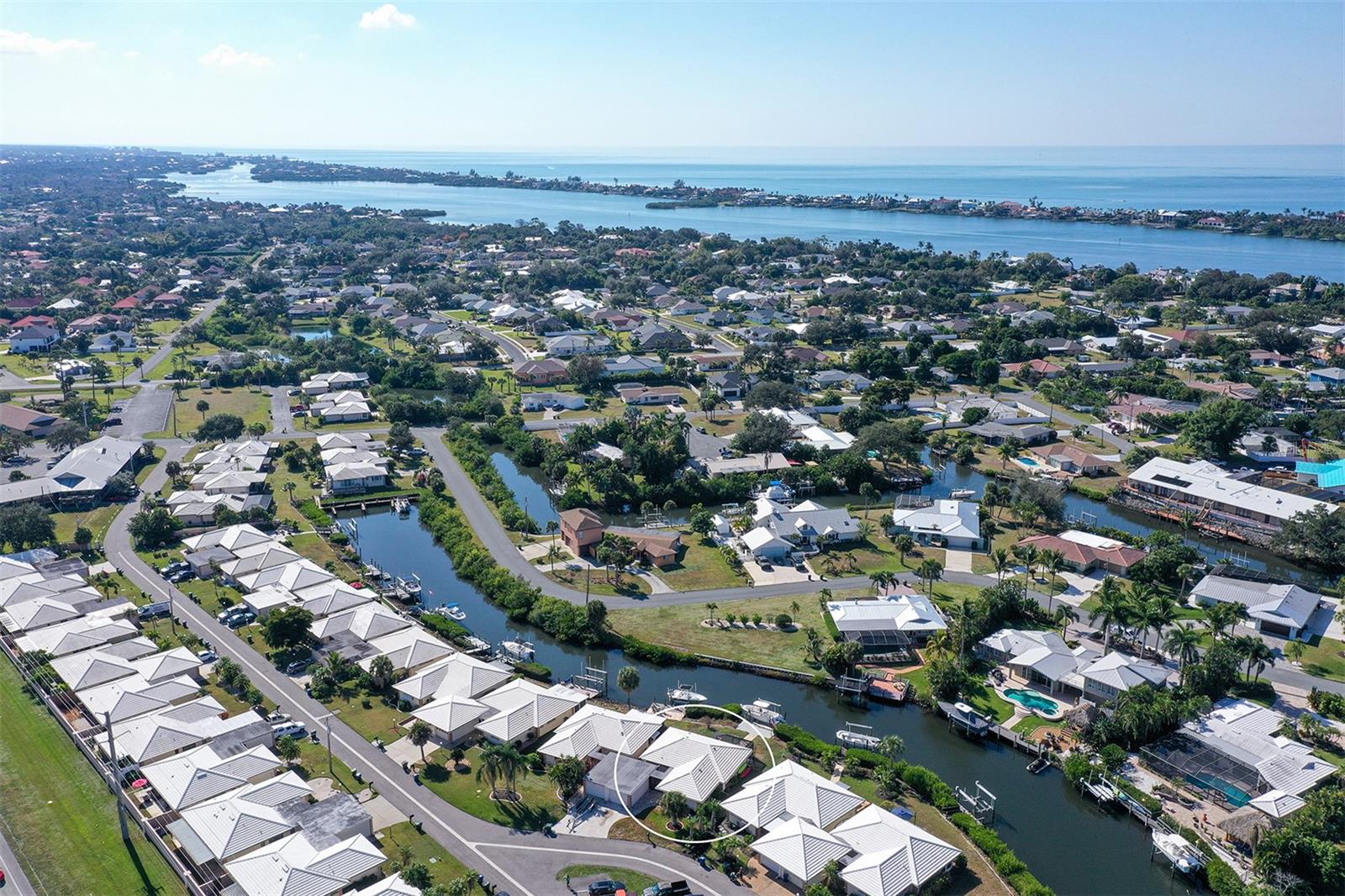 Image 3 of 54 For 119 Villa Drive