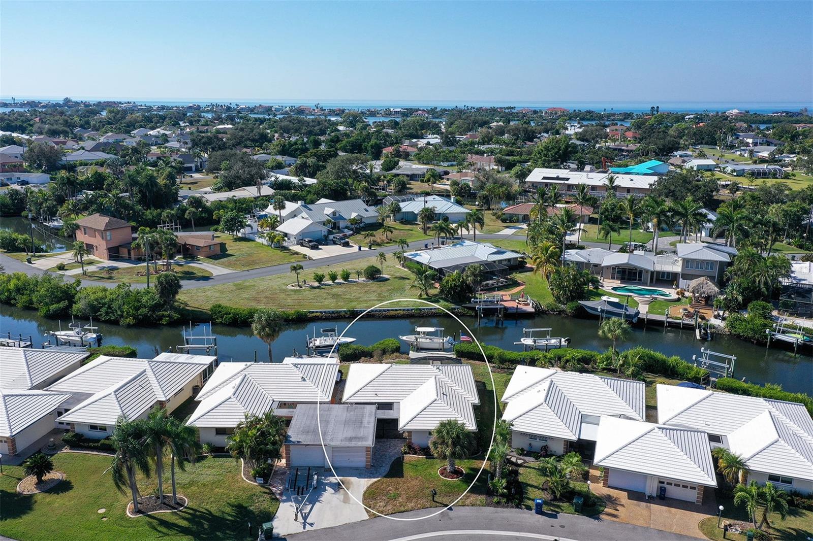 Image 6 of 54 For 119 Villa Drive