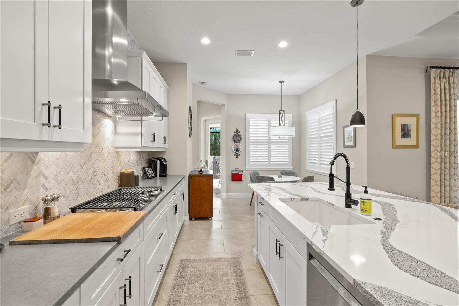 Image 18 of 81 For 12631 Dunedin Street