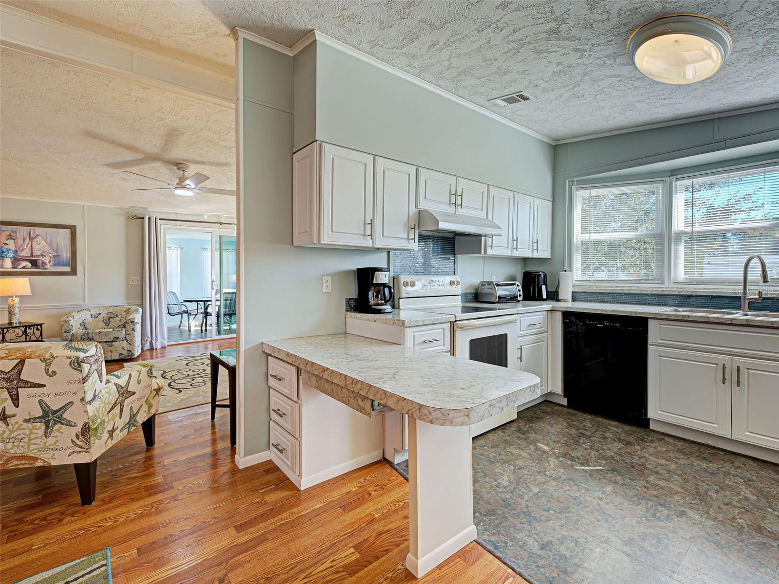 Image 19 of 41 For 3340 Goldfinch Terrace