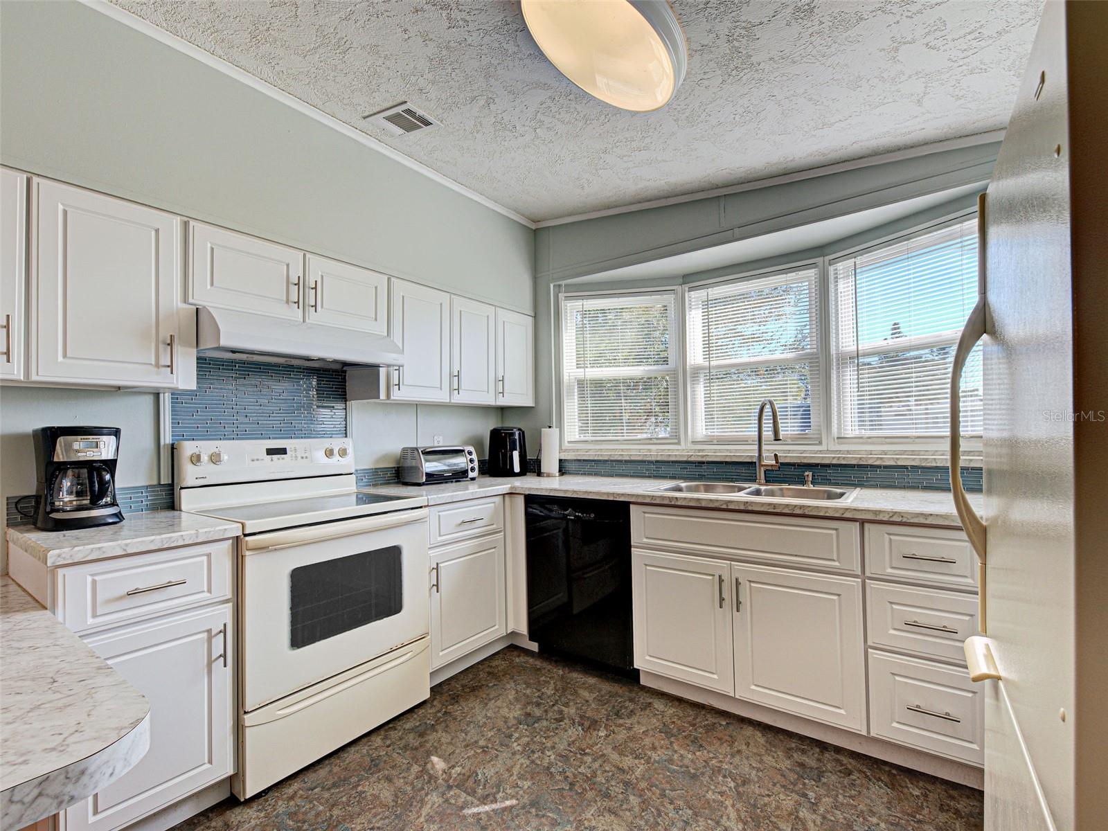 Image 20 of 41 For 3340 Goldfinch Terrace