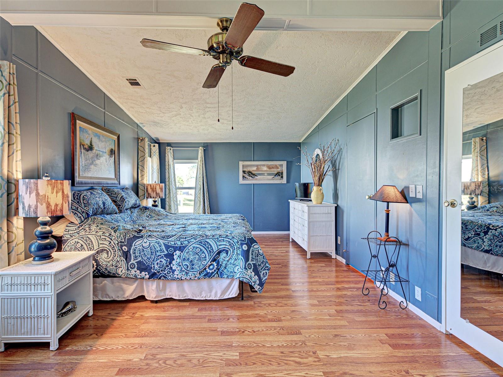 Image 27 of 41 For 3340 Goldfinch Terrace