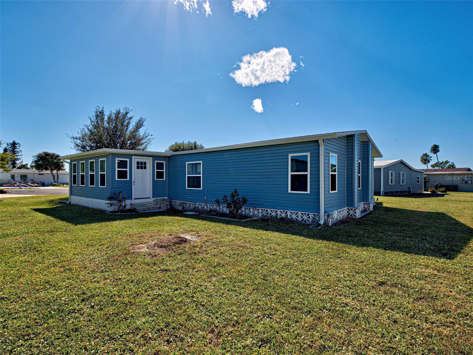 Image 8 of 41 For 3340 Goldfinch Terrace