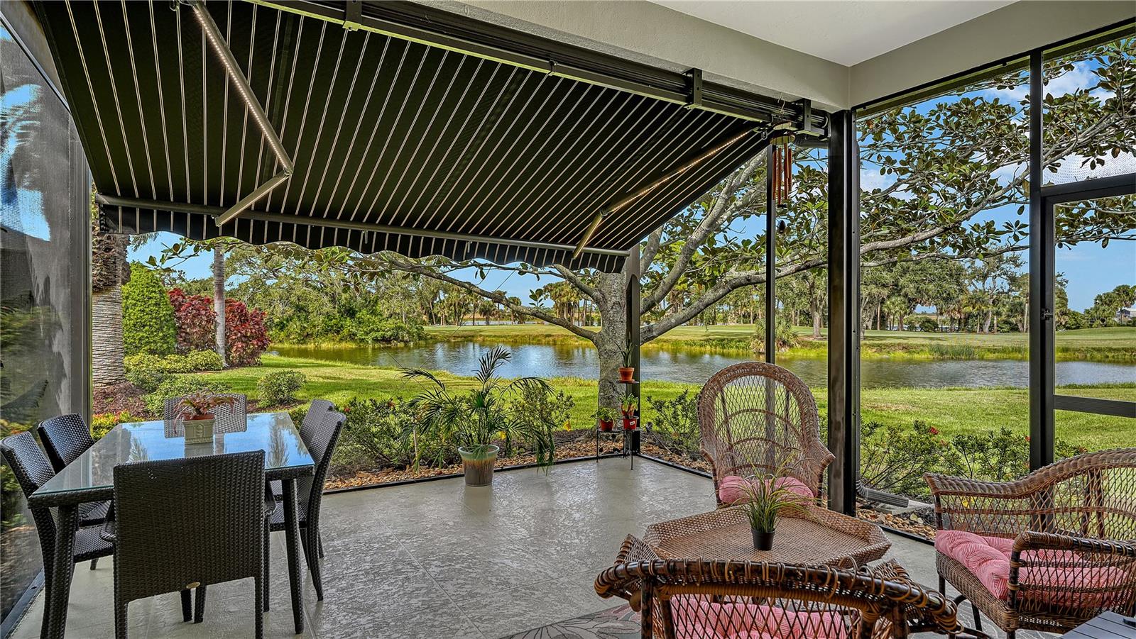 Image 23 of 67 For 302 Lansbrook Drive