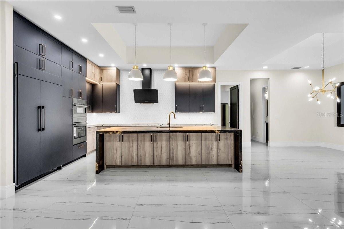 Image 6 of 66 For 4980 Topsail Drive