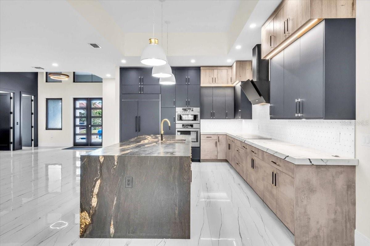 Image 8 of 66 For 4980 Topsail Drive