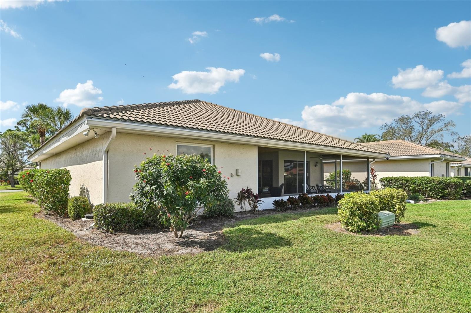 Image 22 of 29 For 704 Carnoustie Terrace