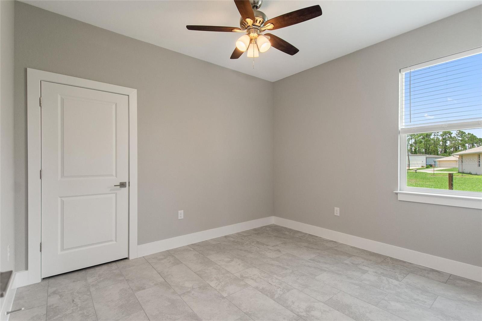 Image 12 of 27 For 3584 Laslo Avenue