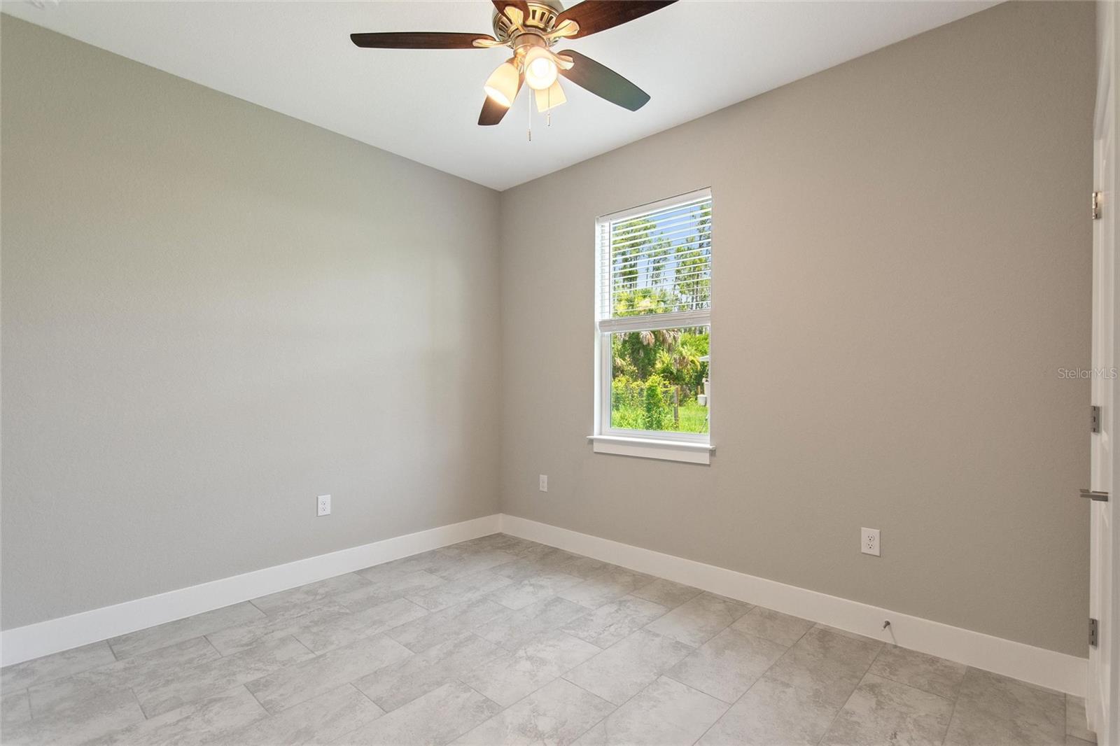 Image 15 of 27 For 3584 Laslo Avenue