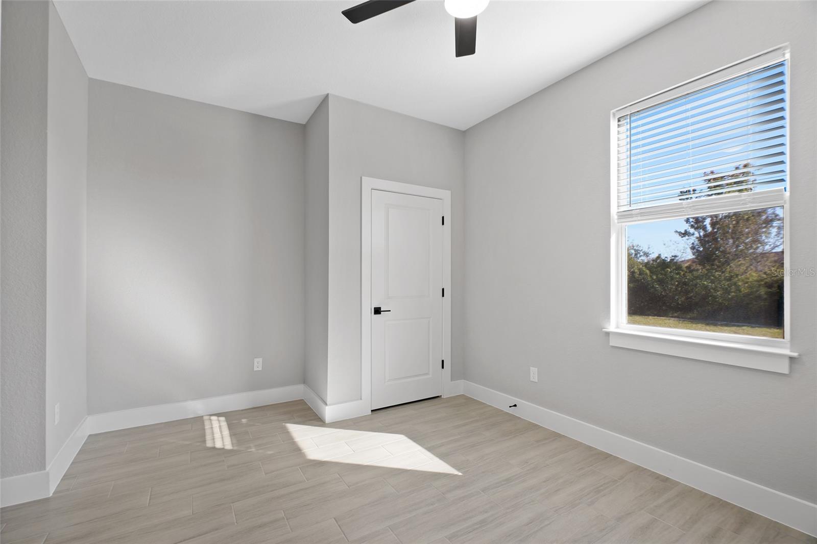 Image 29 of 31 For 3584 Laslo Avenue