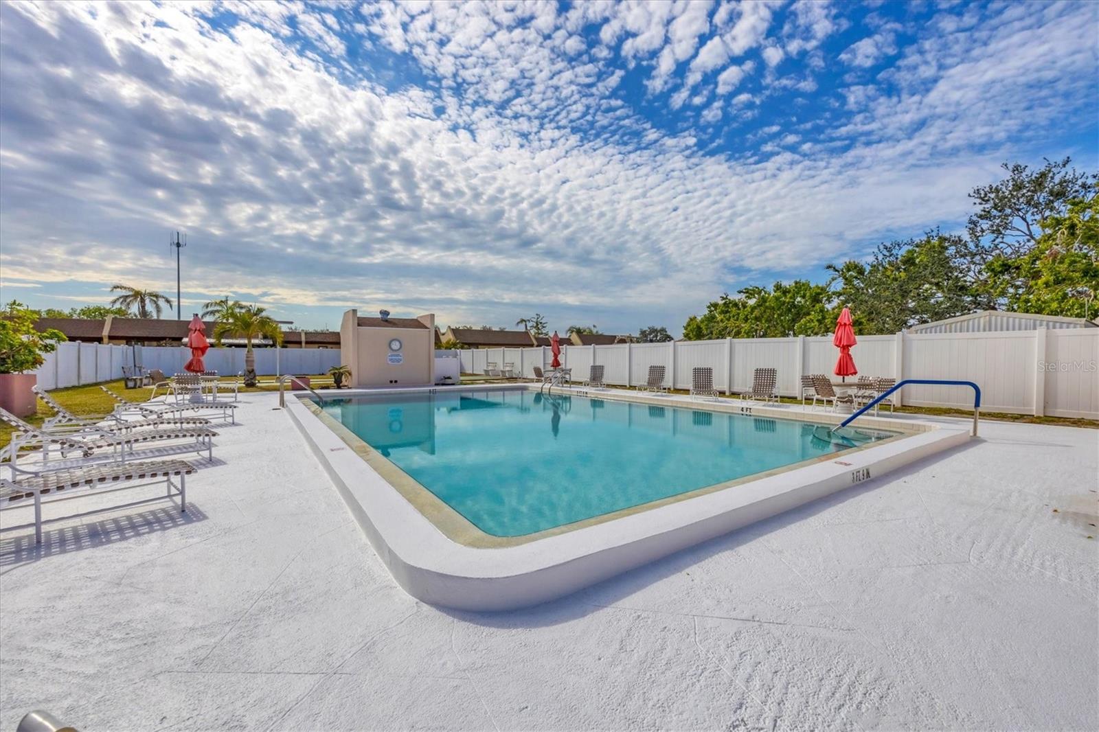 Image 10 of 27 For 519 Albee Farm Road 316