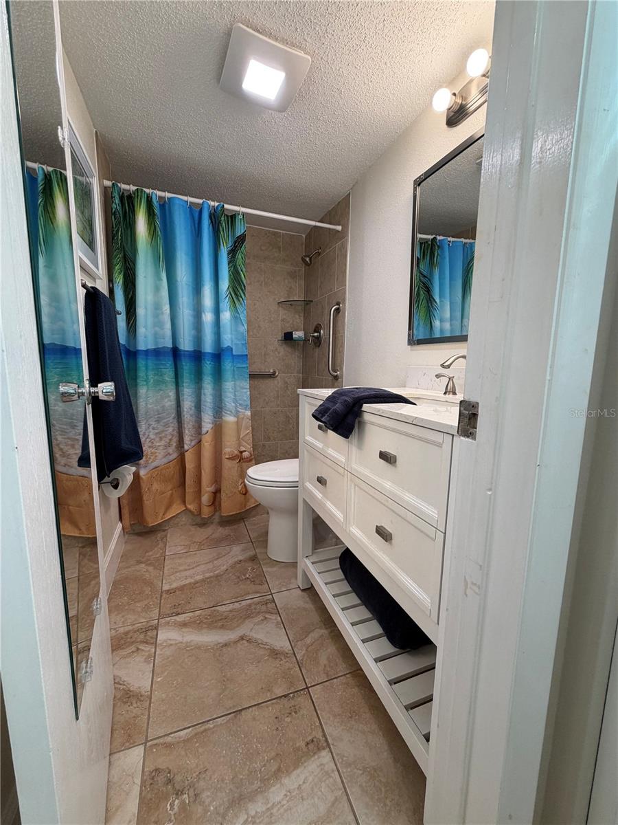 Image 20 of 27 For 519 Albee Farm Road 316