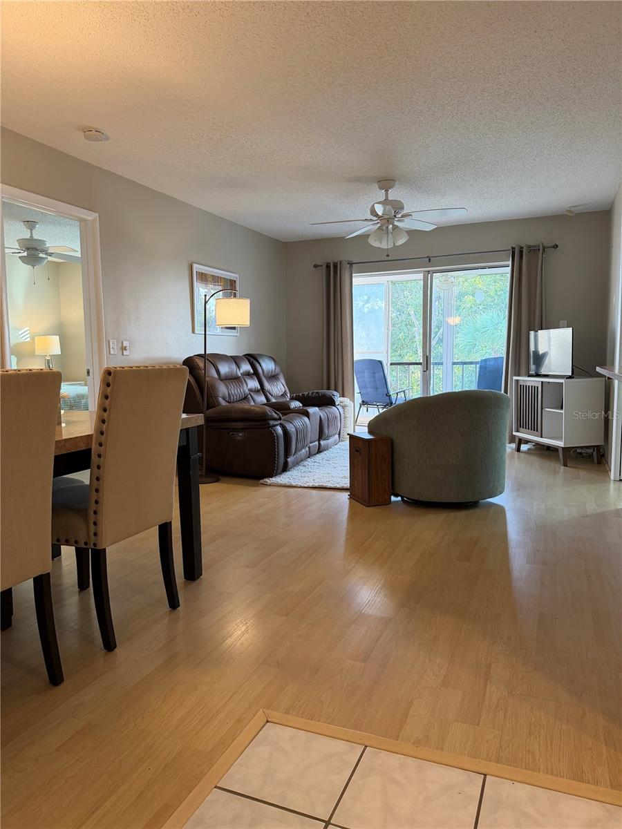 Image 4 of 27 For 519 Albee Farm Road 316