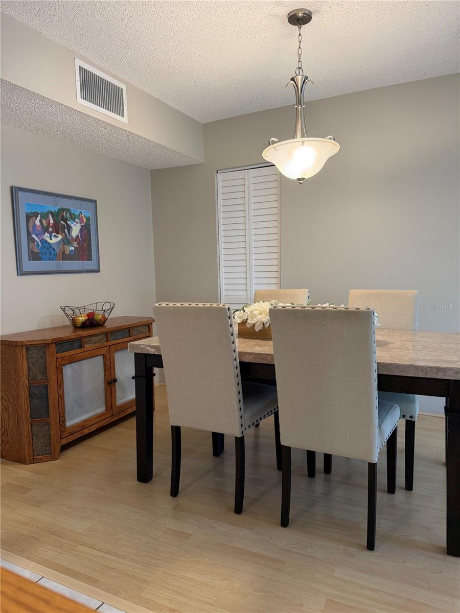 Image 7 of 27 For 519 Albee Farm Road 316