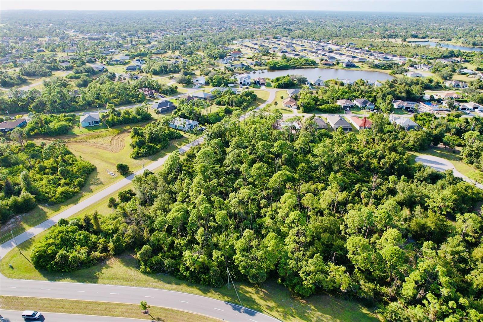 Image 11 of 25 For 102 Antilla Drive