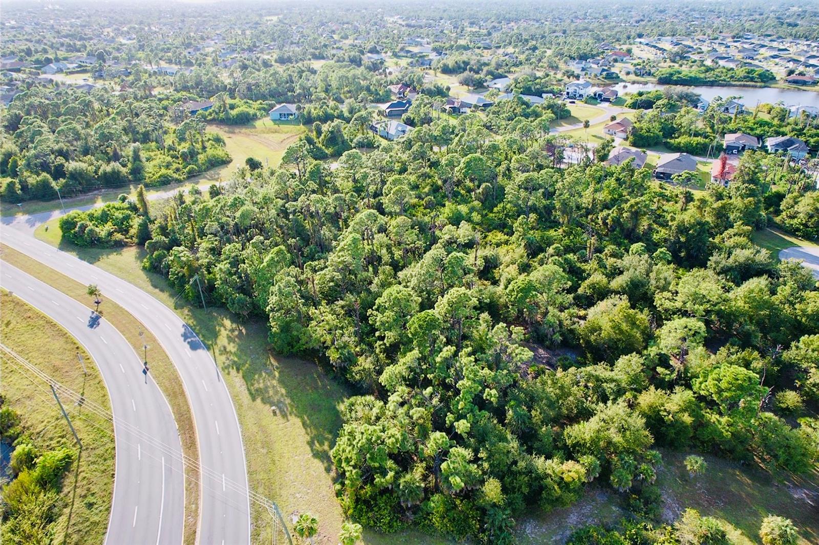 Image 12 of 25 For 102 Antilla Drive