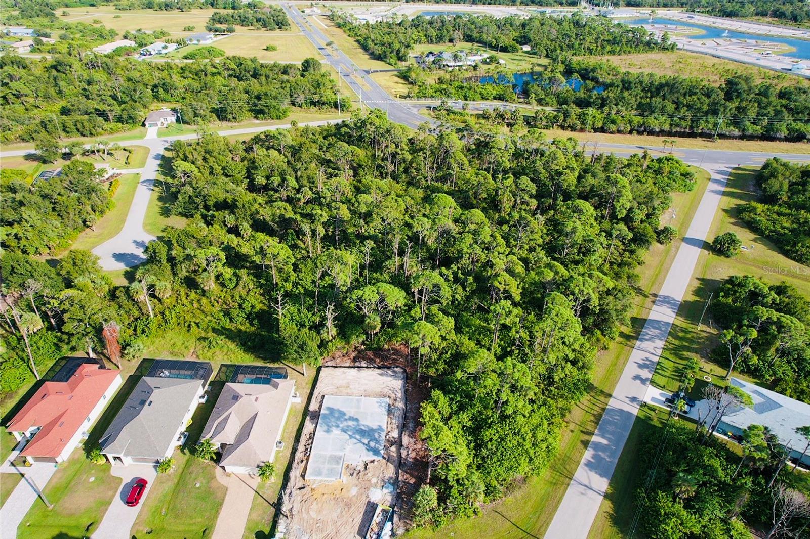 Image 13 of 25 For 102 Antilla Drive