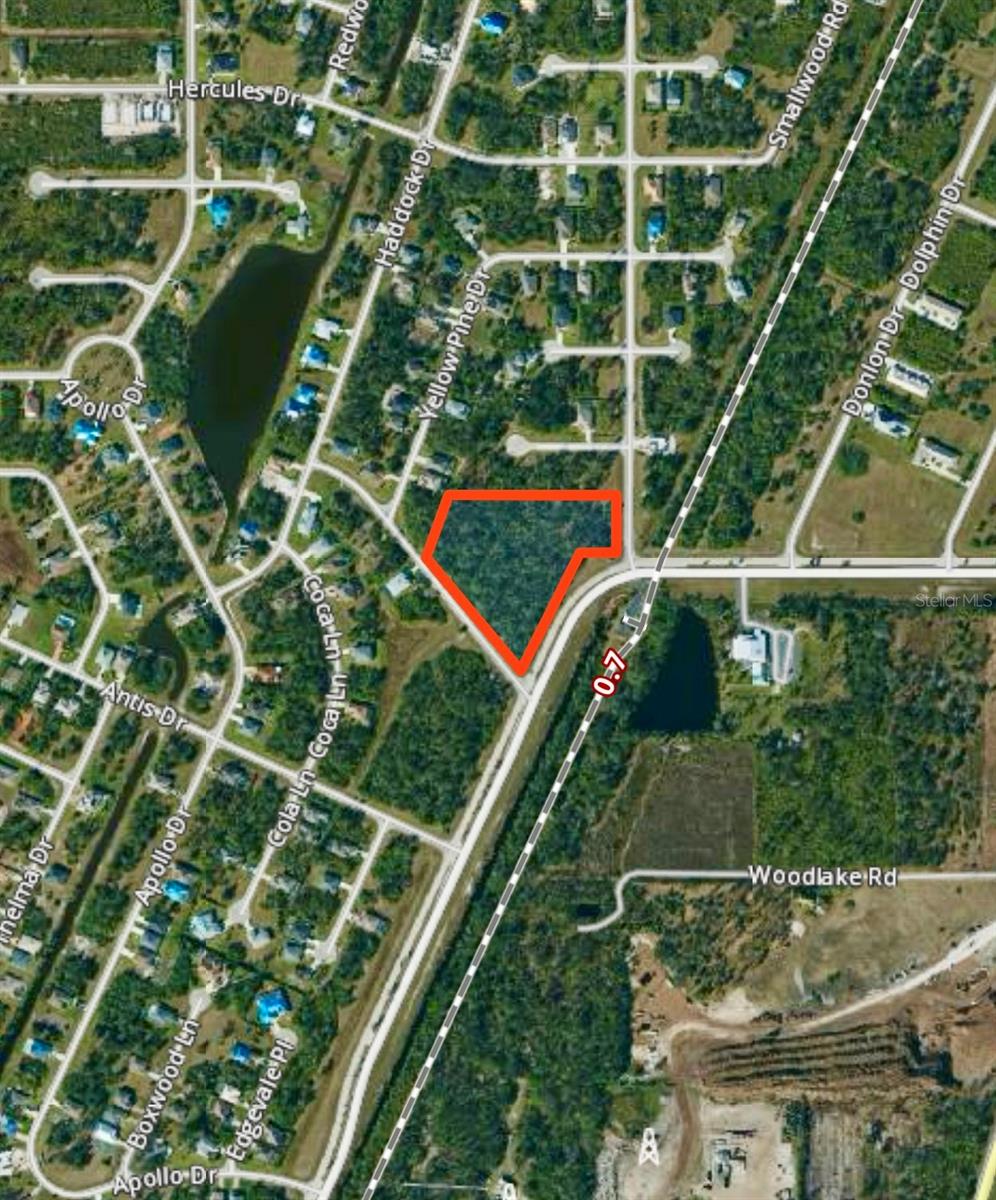 Image 23 of 25 For 102 Antilla Drive