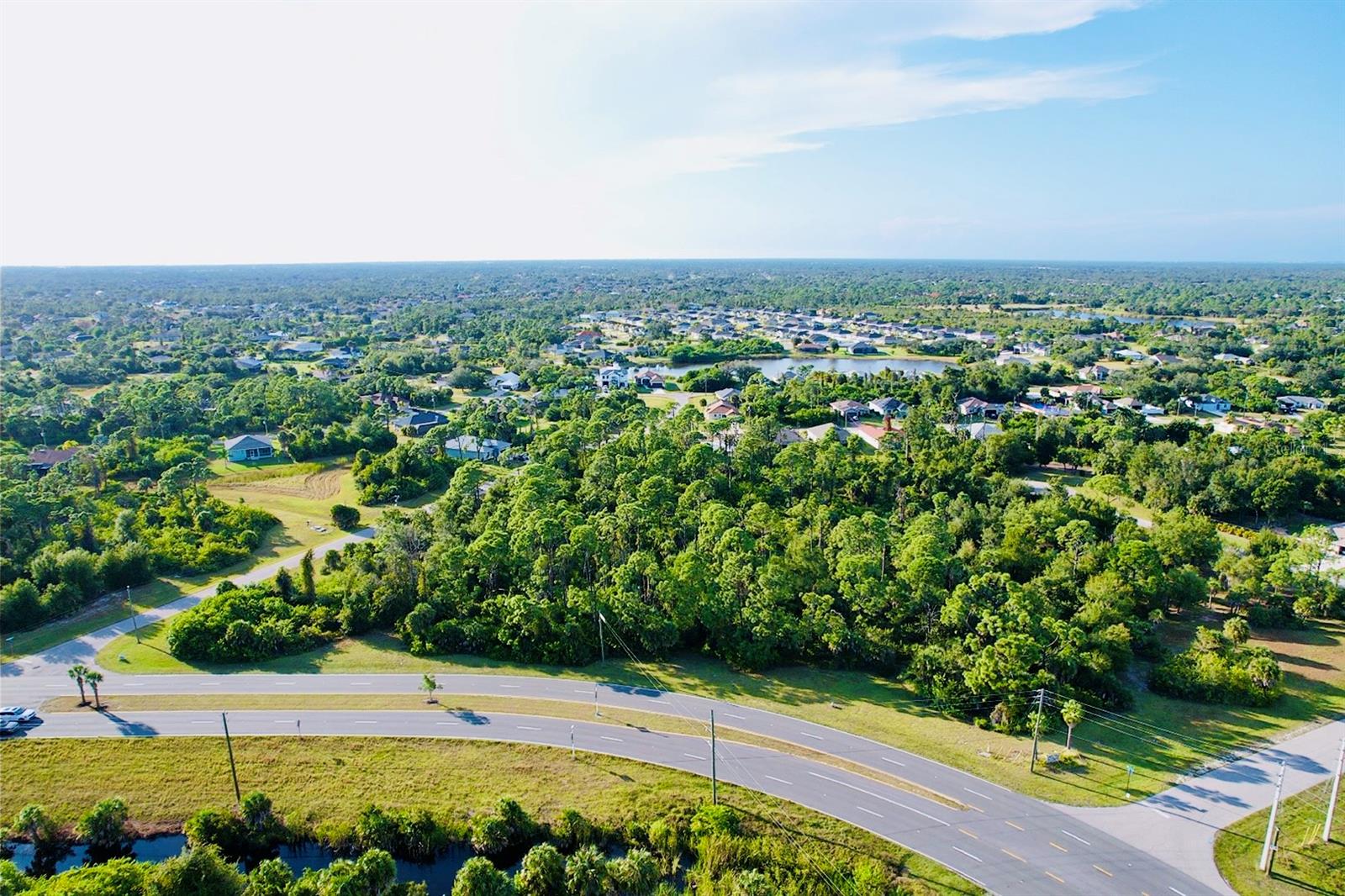 Image 4 of 25 For 102 Antilla Drive