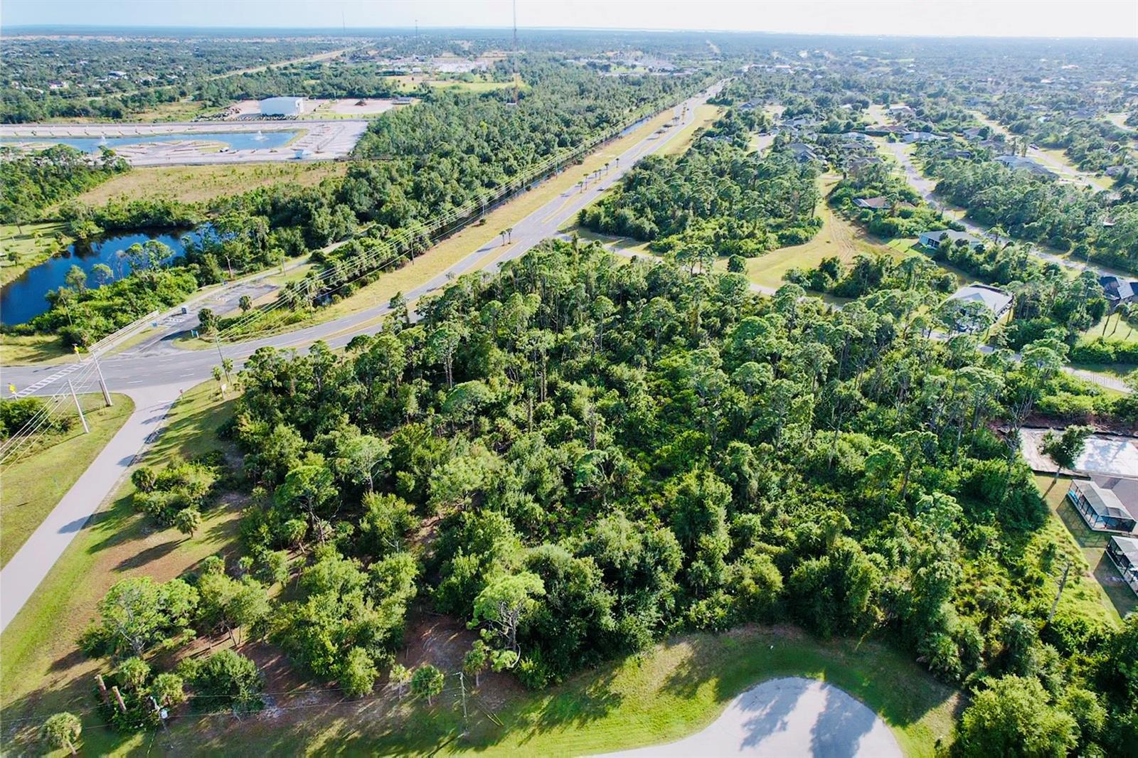 Image 7 of 25 For 102 Antilla Drive