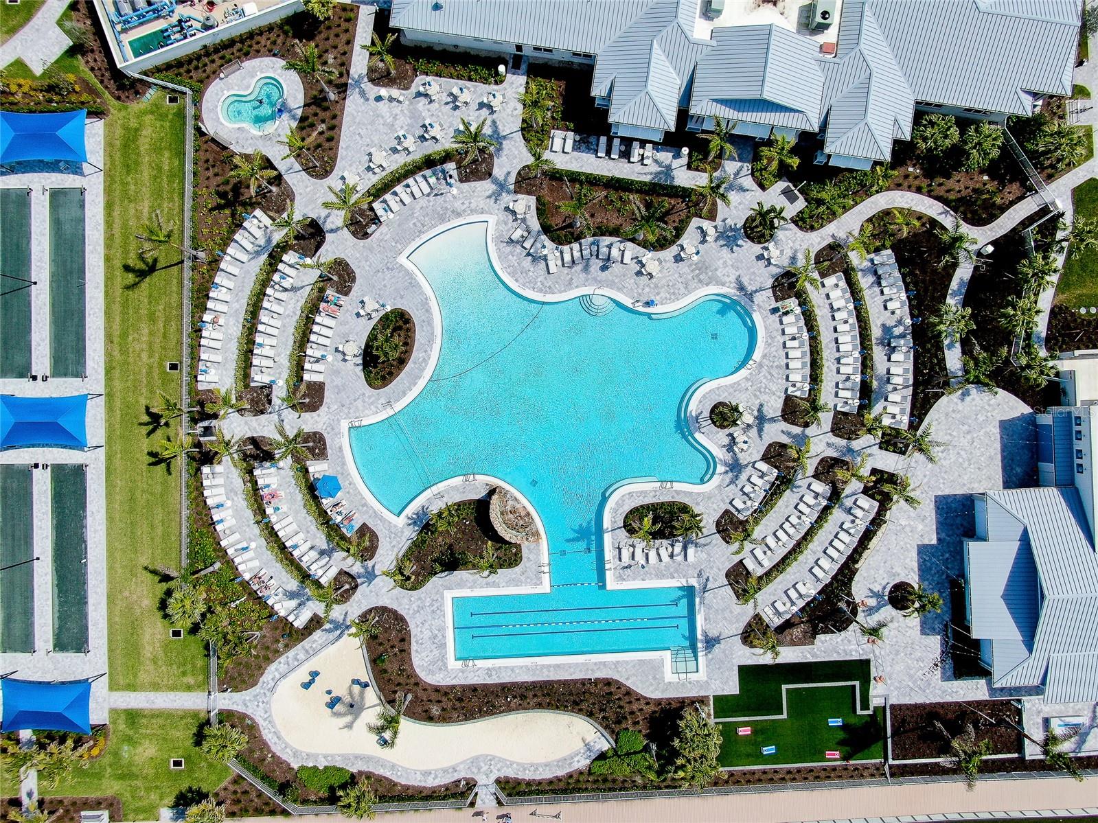 Image 29 of 69 For 27136 Capri Shores Circle