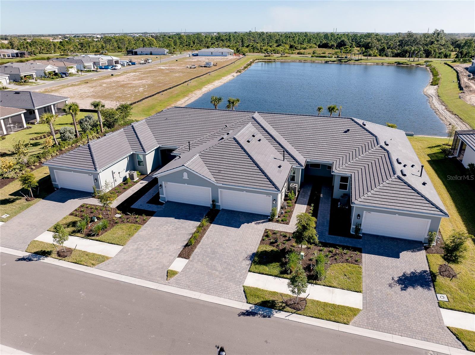 Image 52 of 69 For 27136 Capri Shores Circle