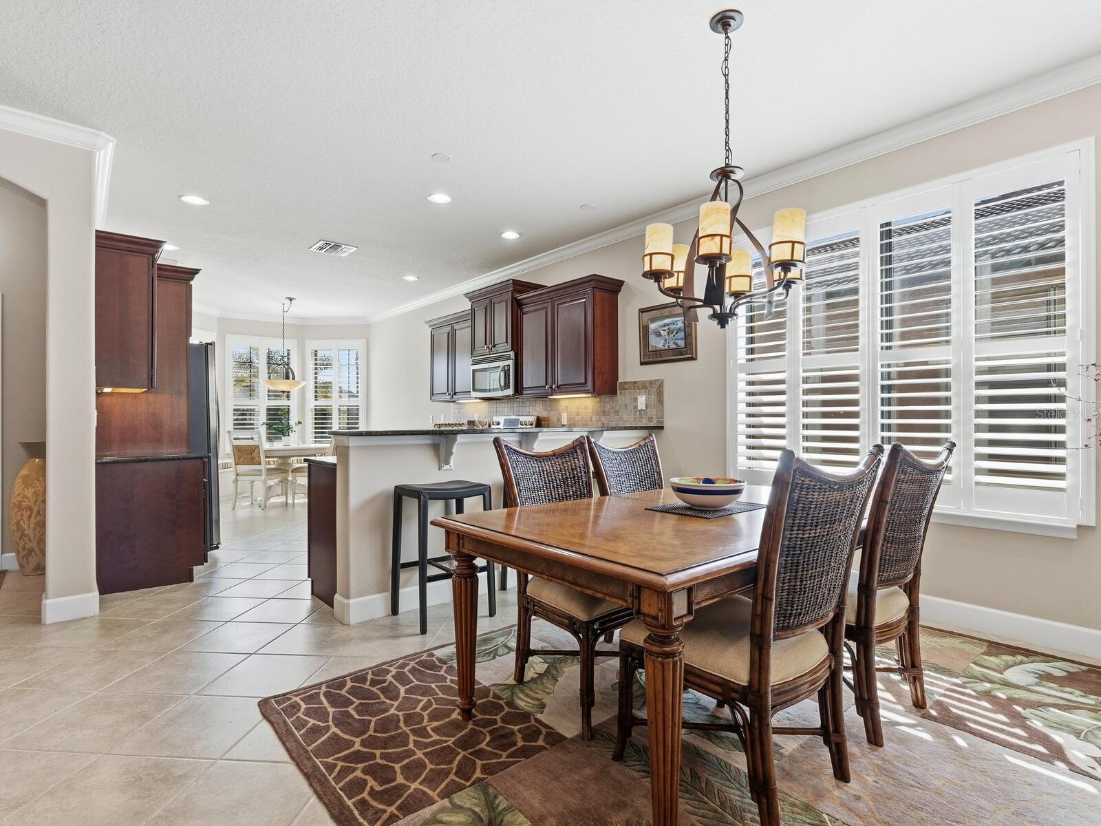 Image 7 of 38 For 20605 Pezzana Drive