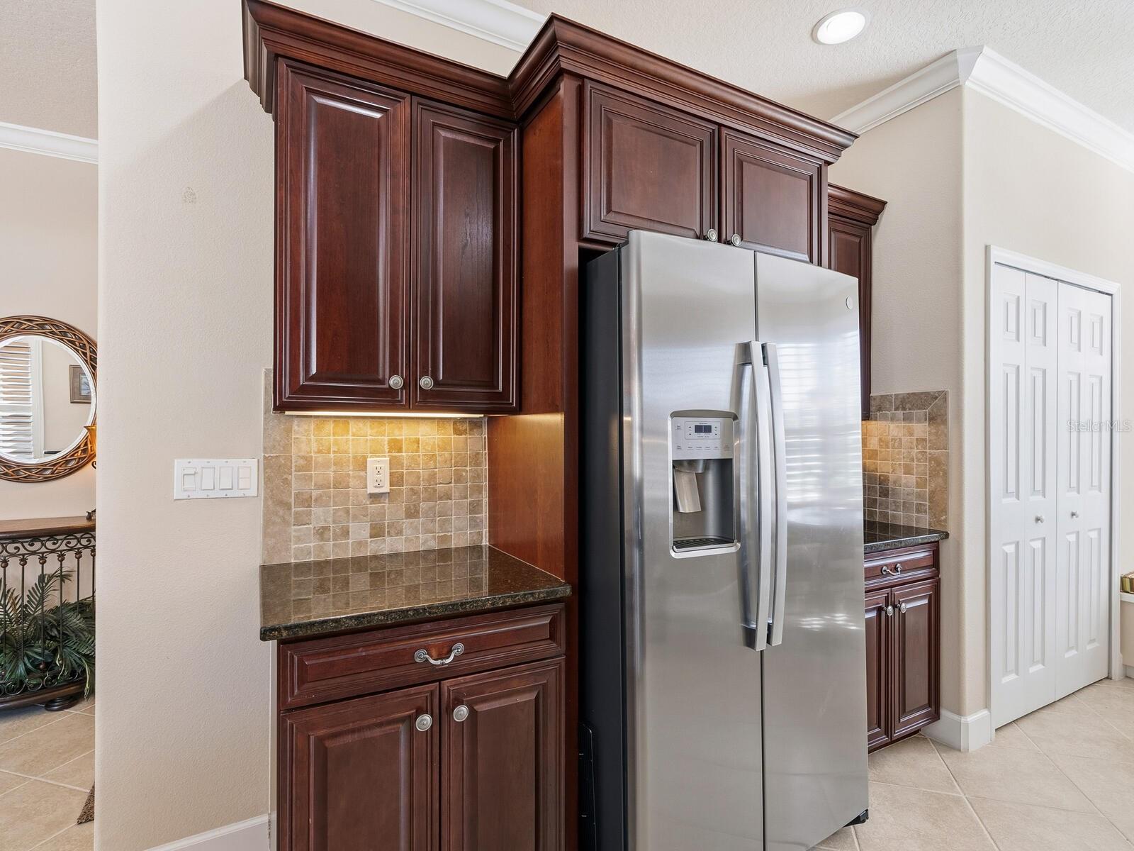 Image 9 of 38 For 20605 Pezzana Drive