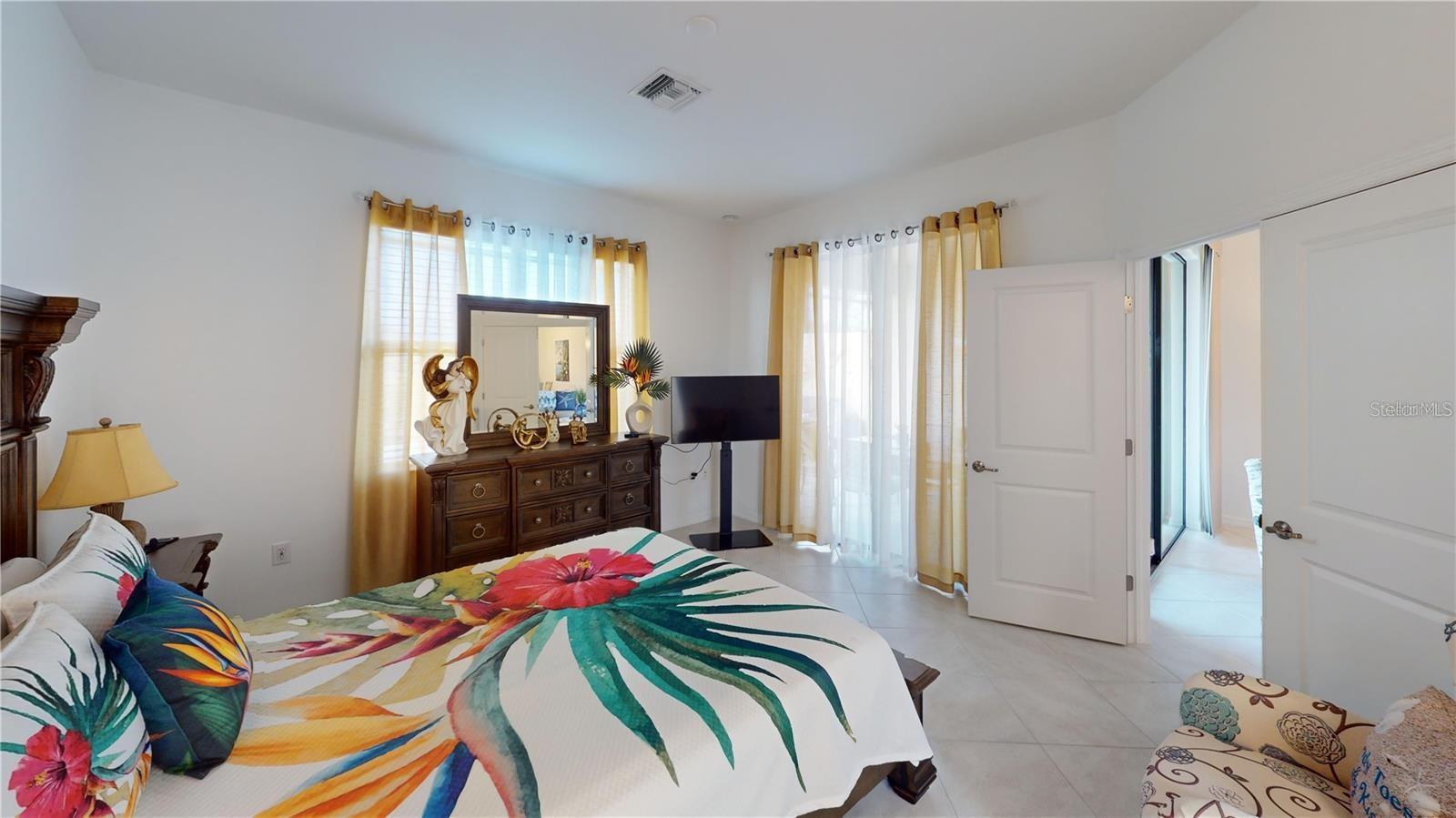 Image 11 of 28 For 2009 Mackerel Street