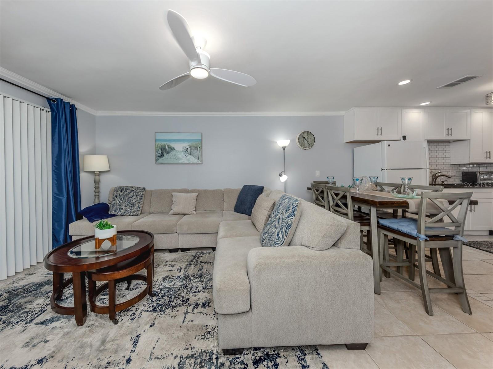 Image 10 of 76 For 200 The Esplanade N A16