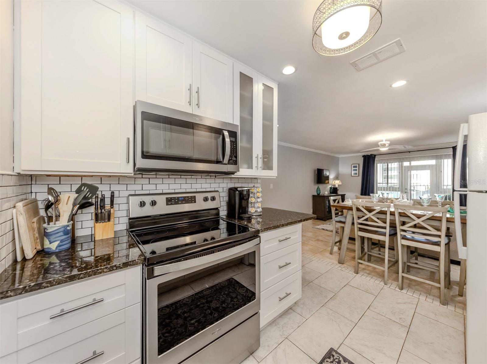 Image 20 of 76 For 200 The Esplanade N A16