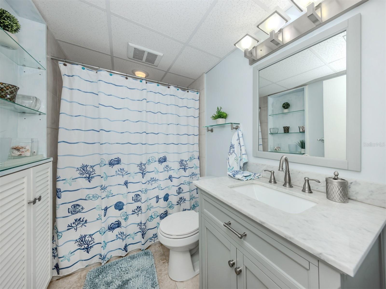 Image 22 of 76 For 200 The Esplanade N A16