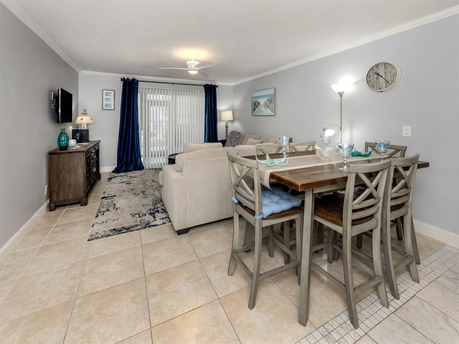 Image 7 of 76 For 200 The Esplanade N A16