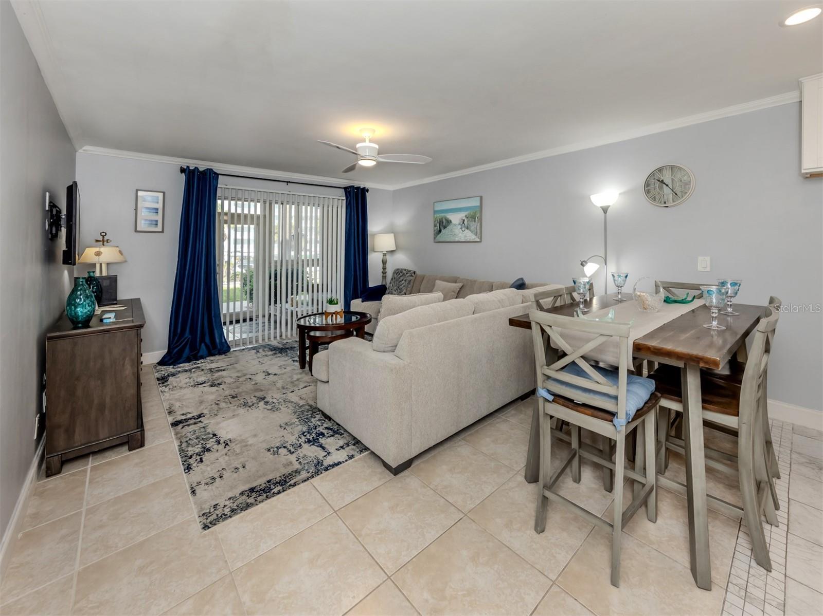 Image 8 of 76 For 200 The Esplanade N A16