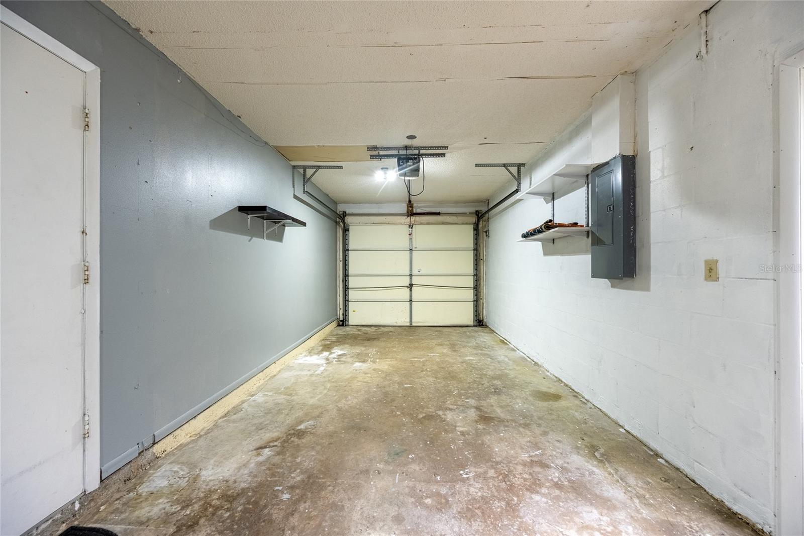 Image 18 of 26 For 1922 Hudson Court