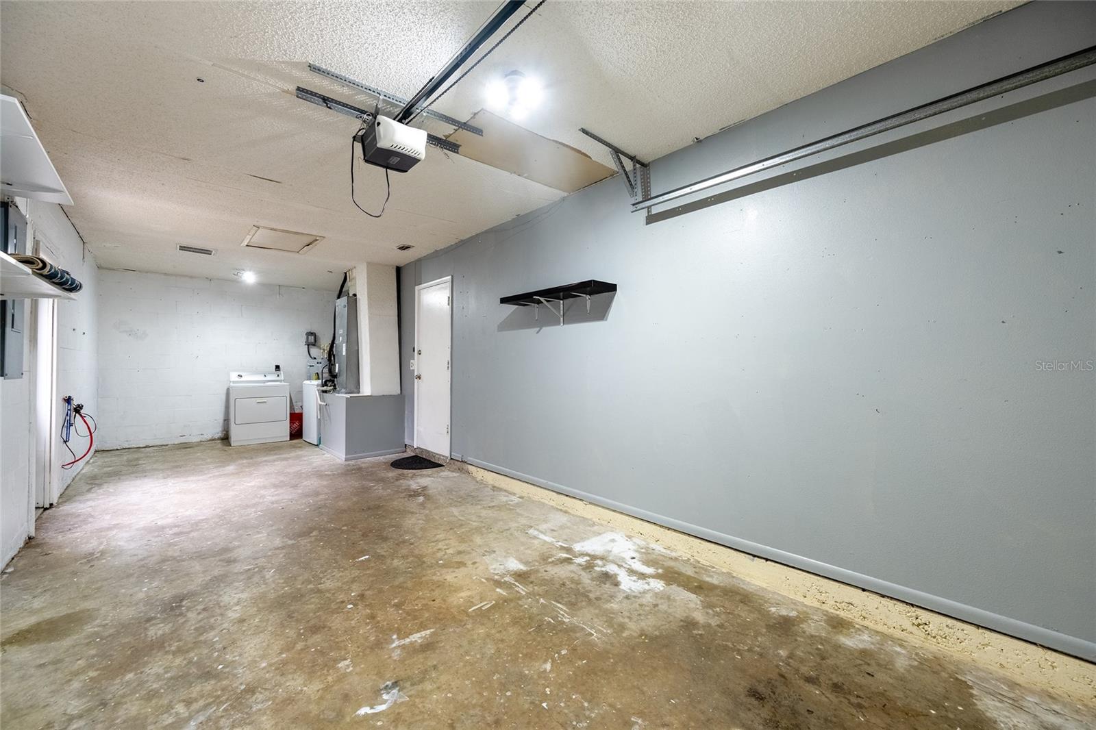 Image 19 of 26 For 1922 Hudson Court