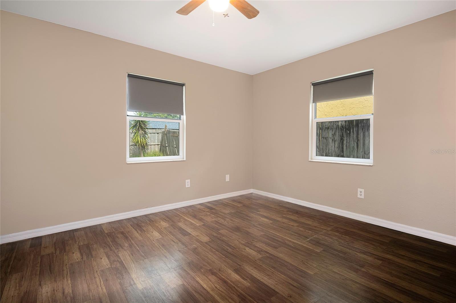 Image 9 of 26 For 1922 Hudson Court