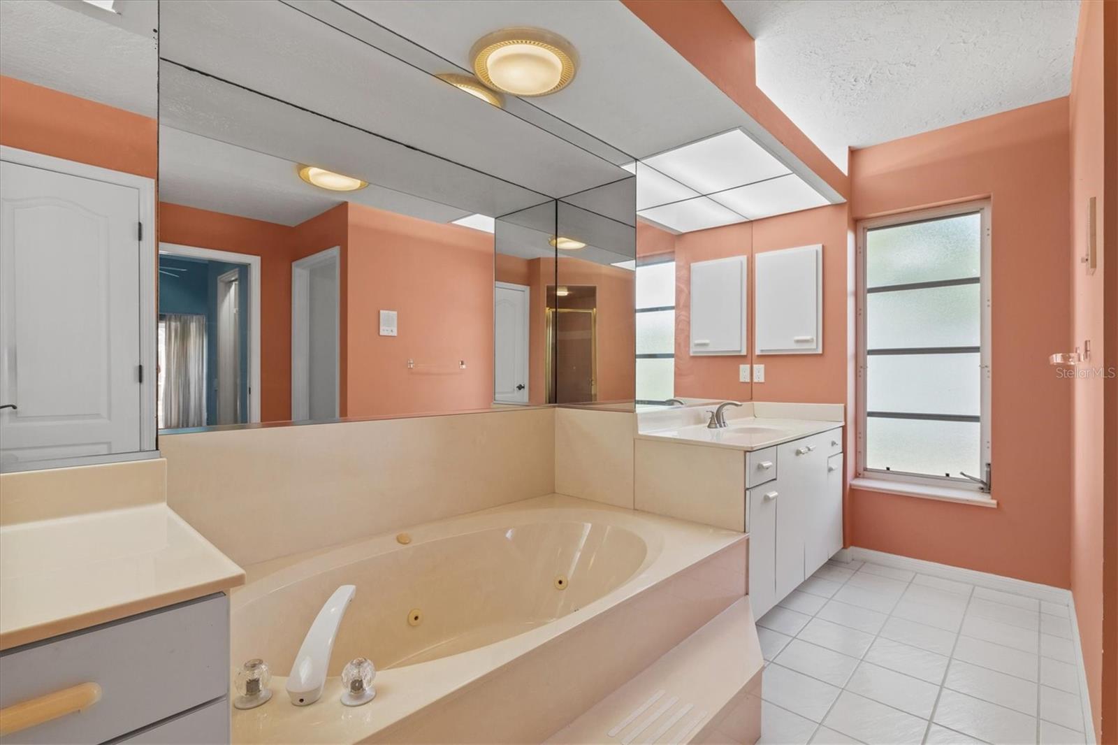 Image 33 of 71 For 905 Beckley Drive