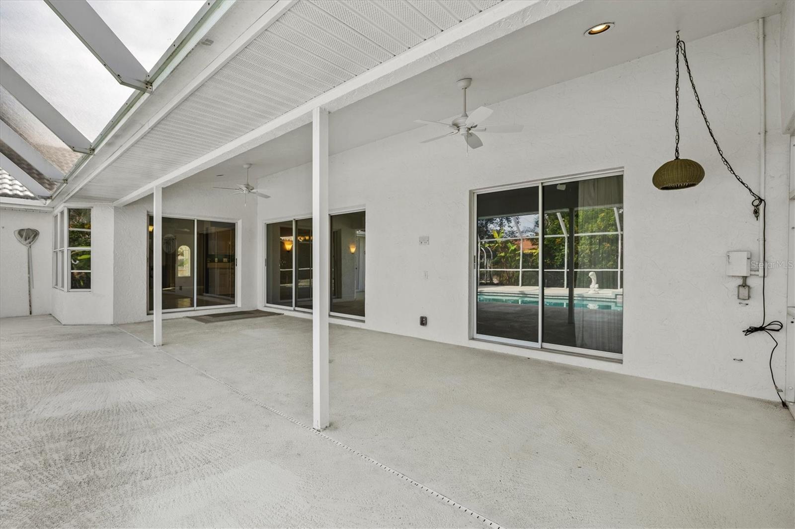 Image 48 of 71 For 905 Beckley Drive