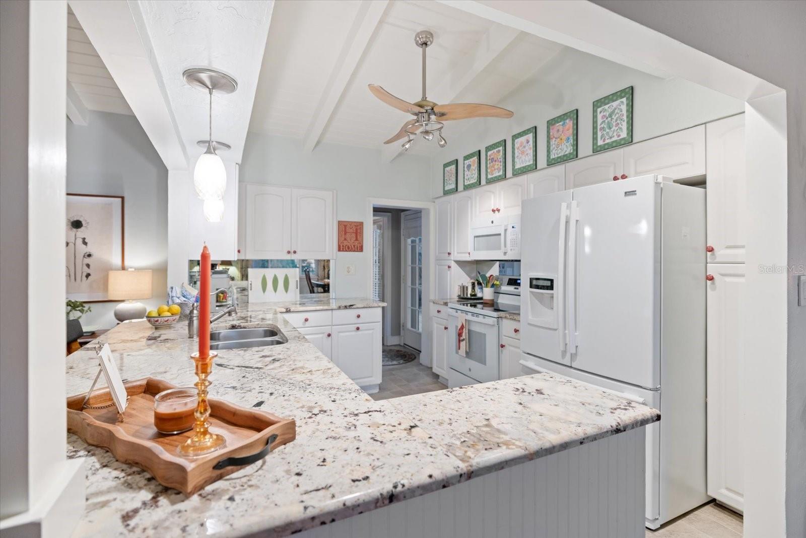 Image 12 of 47 For 601 Menendez Street