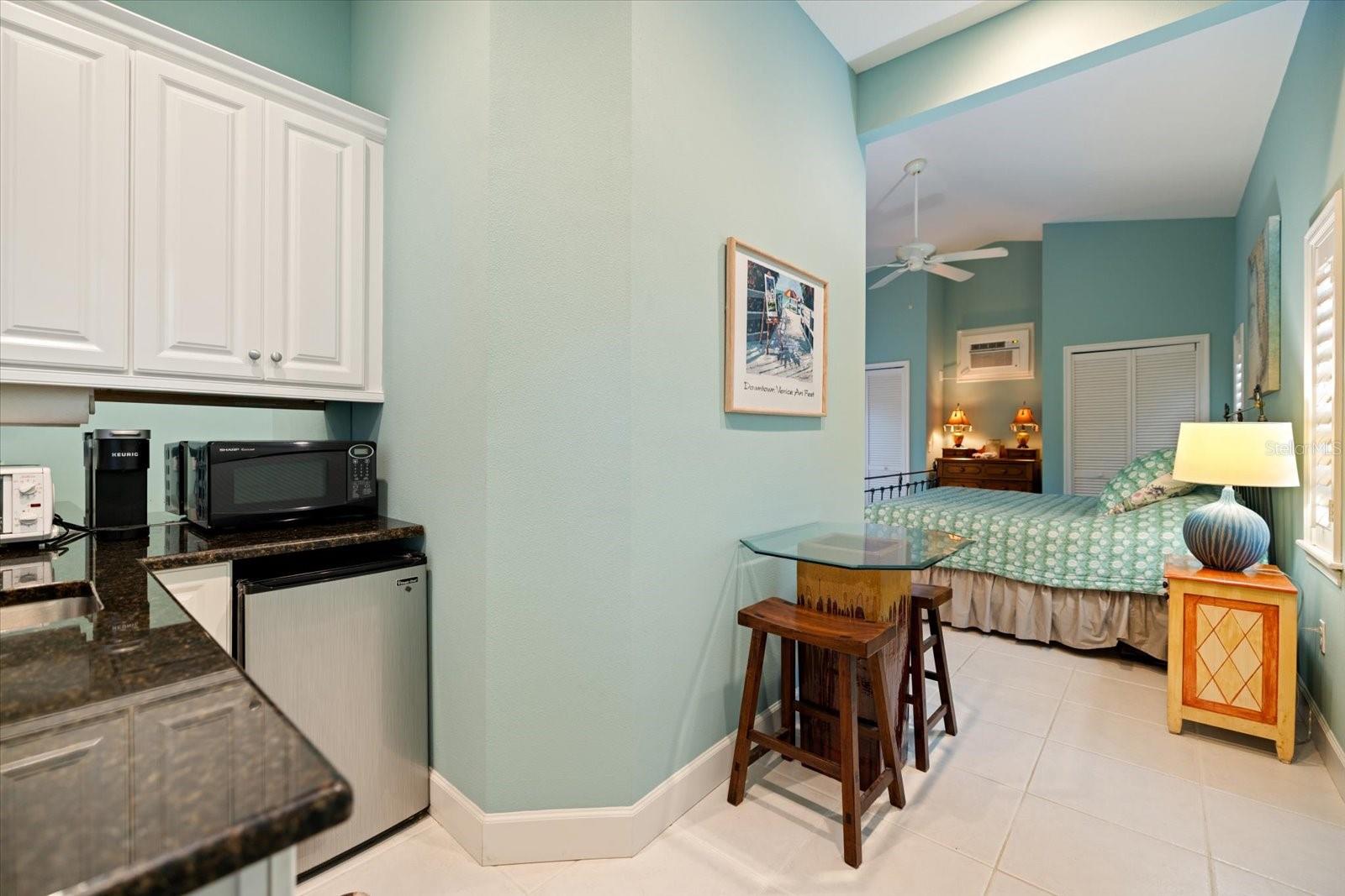 Image 31 of 47 For 601 Menendez Street