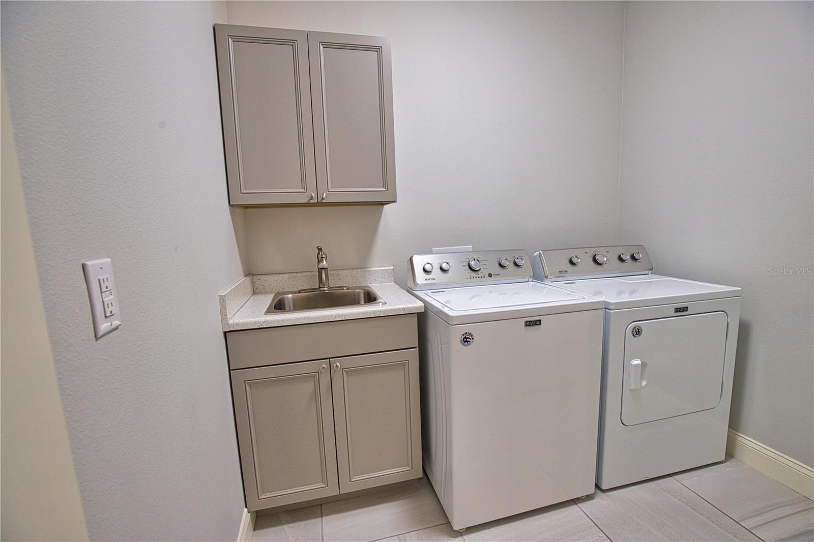 Image 41 of 61 For 6172 Alhambra Avenue