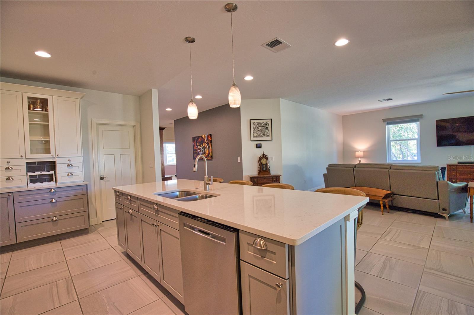 Image 7 of 61 For 6172 Alhambra Avenue