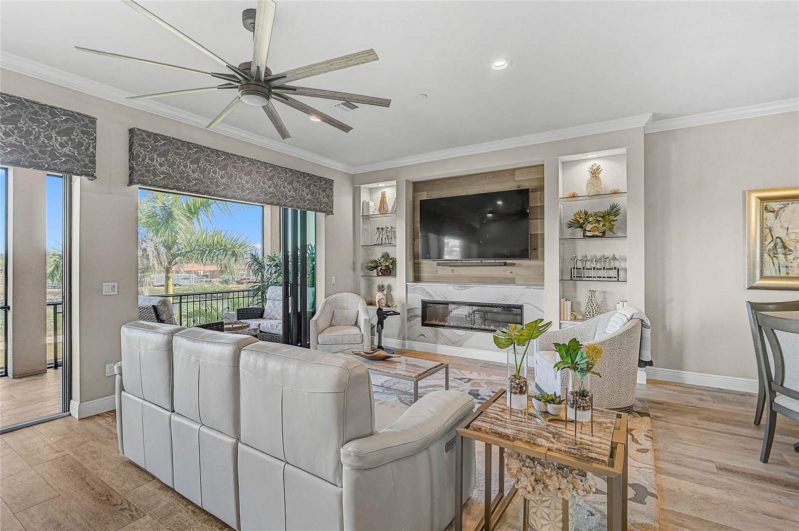 Image 19 of 85 For 205 Venice Avenue